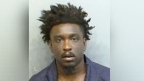 Man accused of killing father in Roswell apartment Thursday