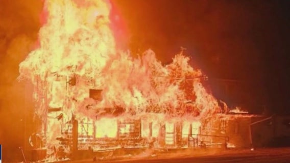 Early morning fire destroys Banks County landmark, community rallies support