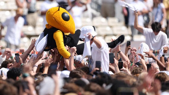 PHOTOS: Georgia Tech beats Clemson, fans storm field