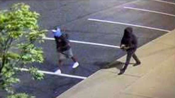 Wanted: Pair seen stealing catalytic converts vehicles in South Fulton