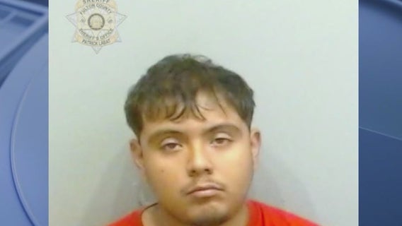 Man reportedly used Snapchat to lure young girls, Roswell police say