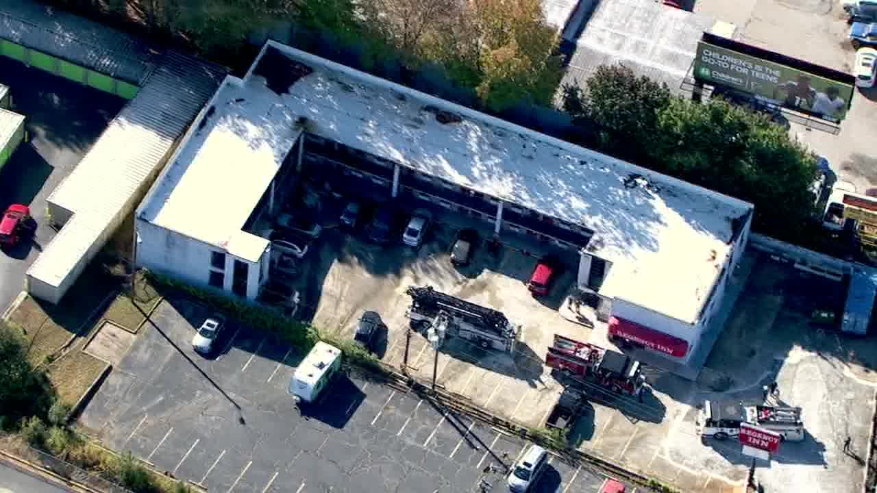 Eight displaced after fire erupts at Riverdale motel | FOX 5 Atlanta