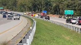 Crash on Georgia 400 in Forsyth County seriously injures 2 people