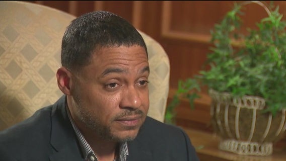 Former police officer enters Atlanta mayor’s race