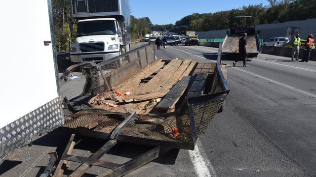 Loose trailer injures 2 men on I-20, DeKalb police looking for owner