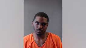 Fugitive tries to avoid arrest by barricading himself in attic: deputies