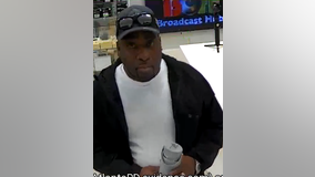 Man suspected of swiping camera from Lenox Square