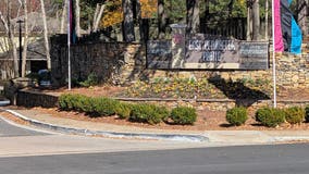 Police search for suspect after shooting on Treecrest Parkway in DeKalb County