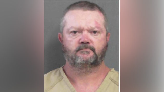 Gordon County deputies searching for man accused of attempted murder, arson