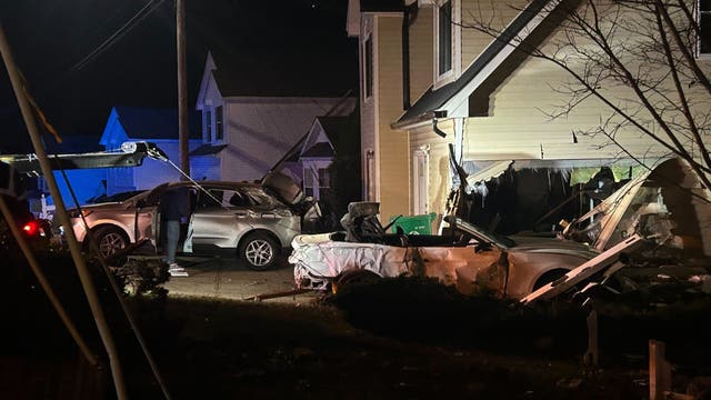 Car crashes into DeKalb County home, 2 injured