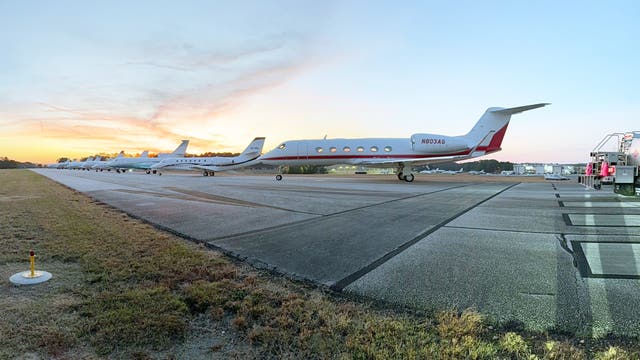 Texas football game brings record number of planes to Barrow County Airport