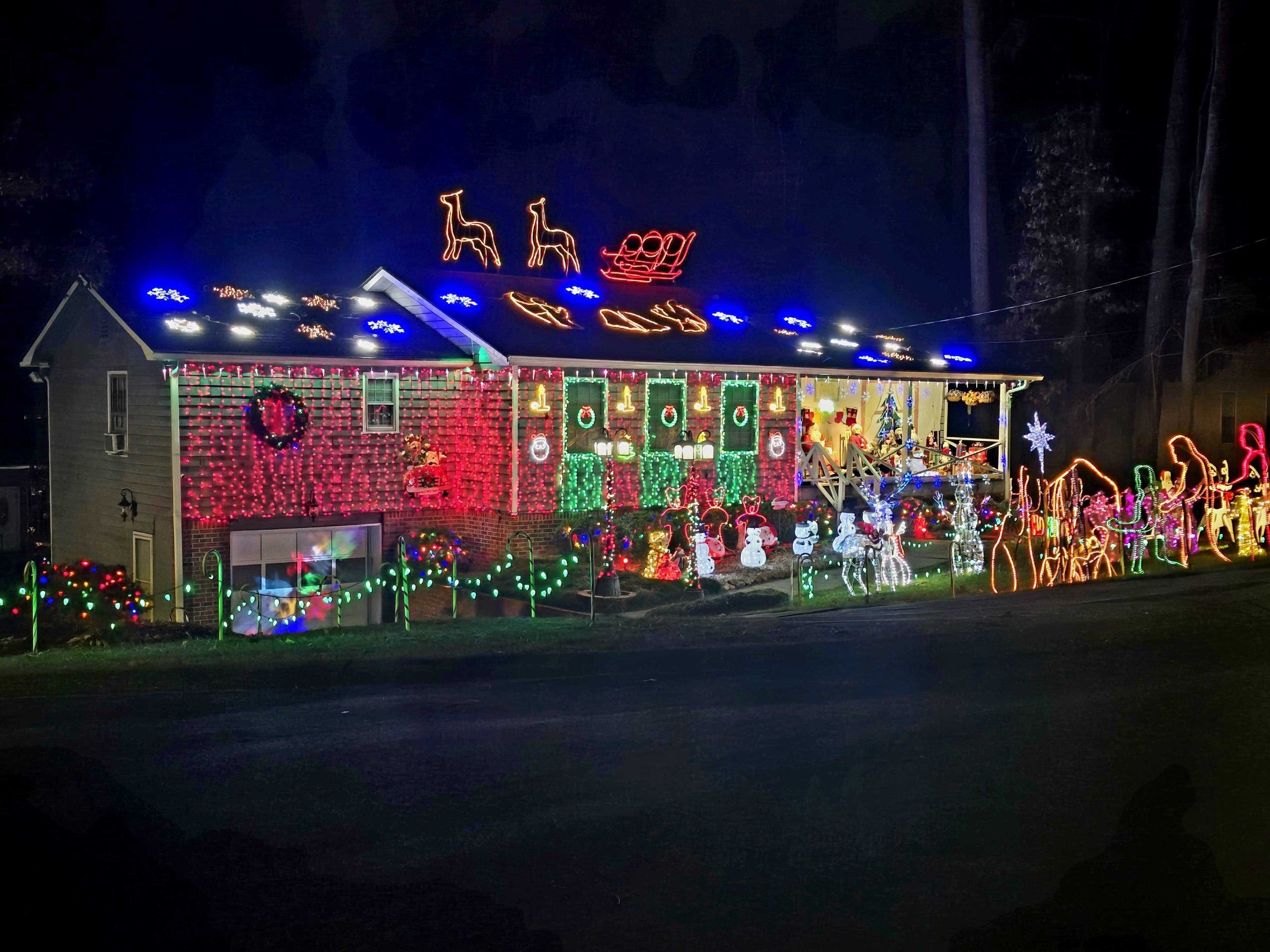 Christmas light displays in metro Atlanta, North Georgia | 2025