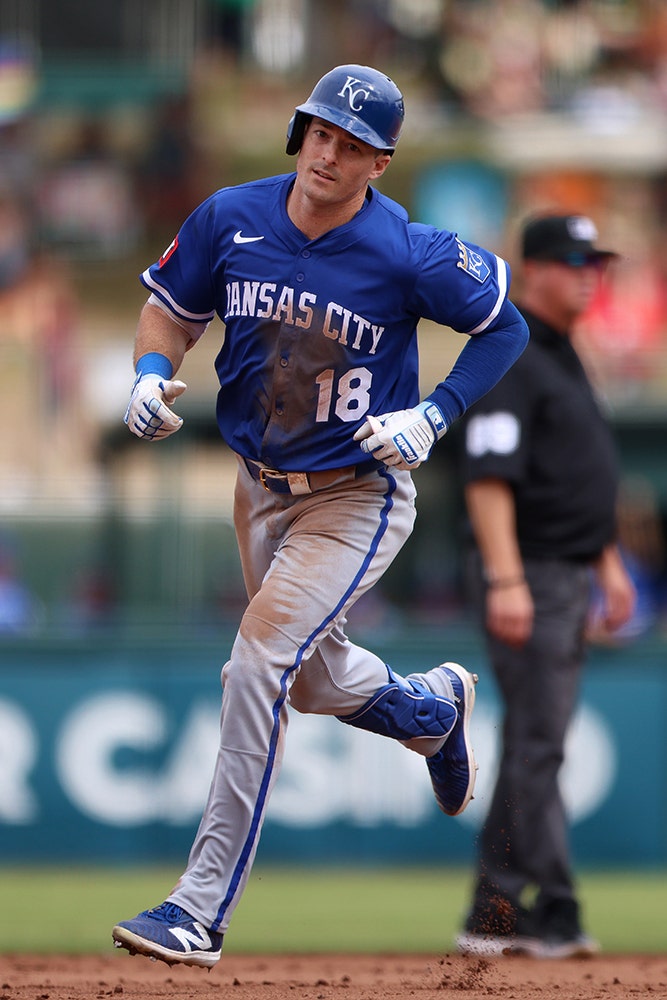 Braves add bullpen help, outfield depth ahead of 2026 season