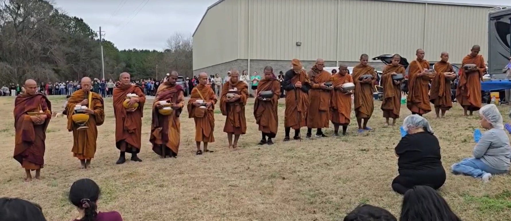 Hundreds gather in LaGrange to meet Buddhist monks on peace walk