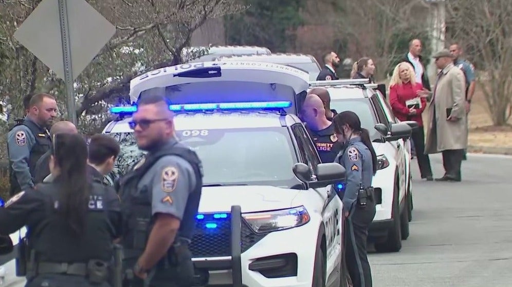 Officer shoots 19-year-old suspect armed with knife in Peachtree Corners area, police say