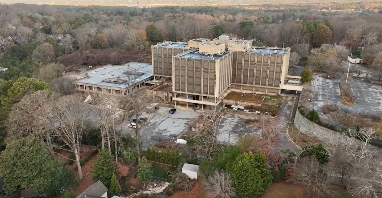 Woman killed in fall from vacant Emory building used in 'Stranger Things'