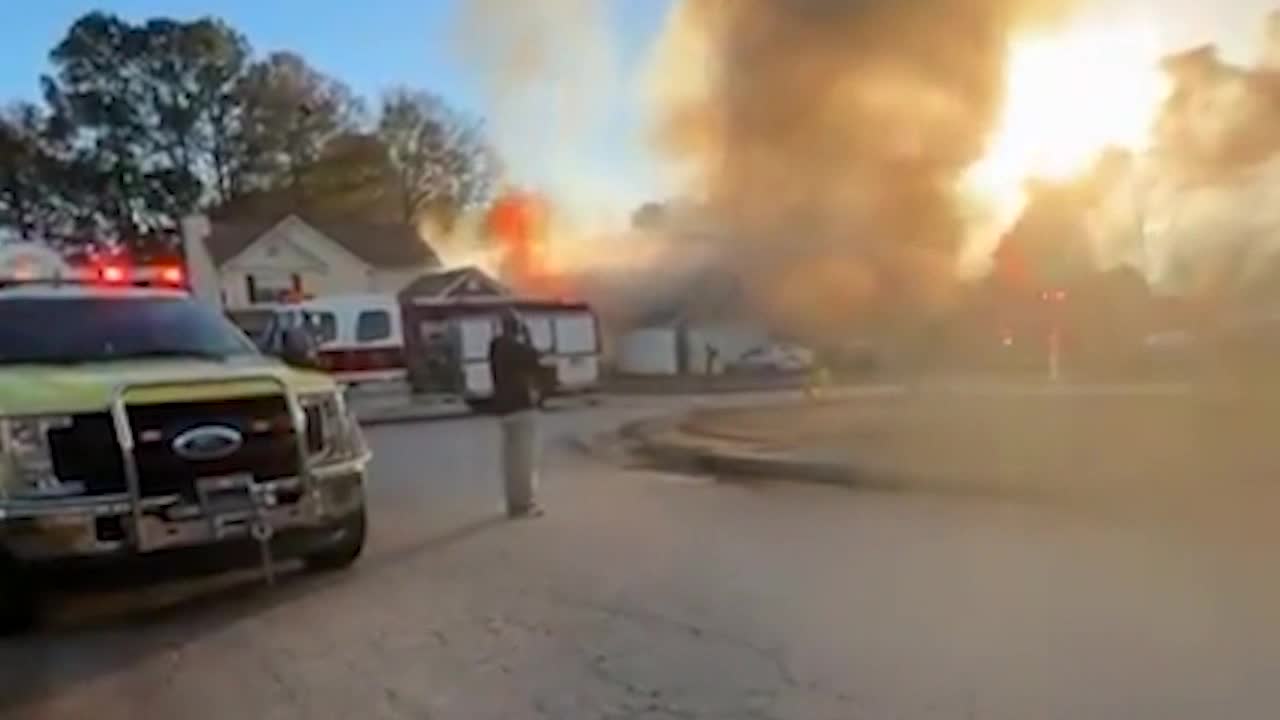 Griffin fire destroys three homes, displaces families days before Christmas