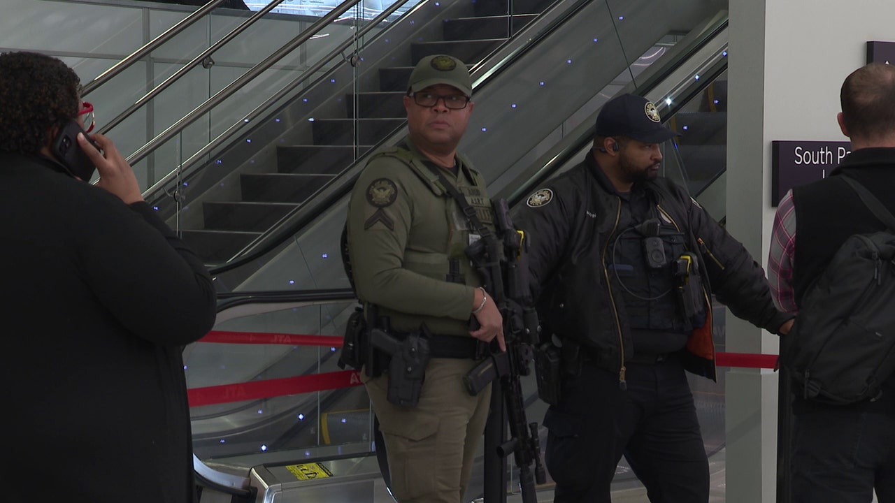 Chaos briefly erupts after man shoots himself at Atlanta Airport, police say