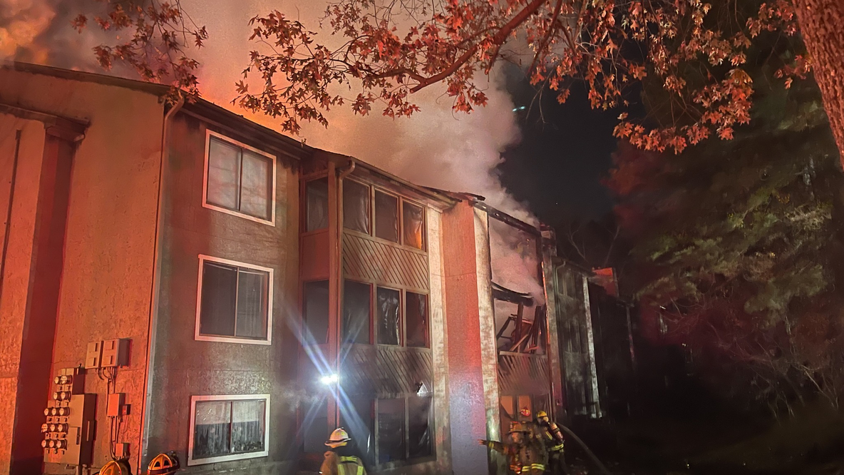 Gwinnett County apartment fire displaces 2 dozen people
