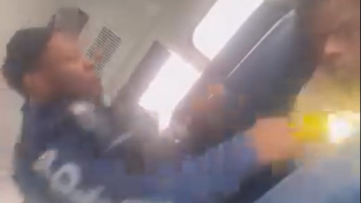 Video shows officer Tasing student on Fulton County school bus