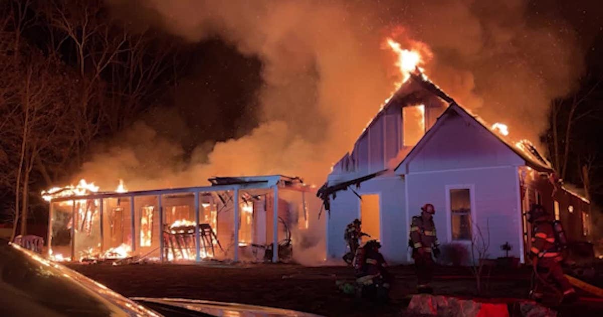 Villa Rica family loses home, business to fire days before Christmas ...