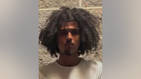 Dameyon Heck remains at large after deadly Alison Court shooting