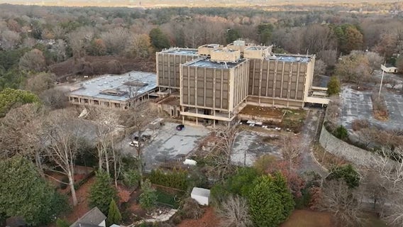 19-year-old killed in fall from vacant building used in 'Stranger Things'