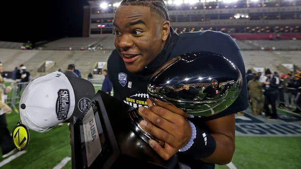 Kennesaw State stuns Jacksonville State with last-minute touchdown to win CUSA title