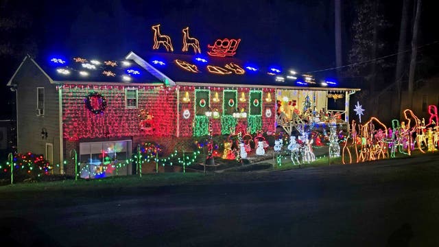 Christmas light displays in metro Atlanta, North Georgia | 2025