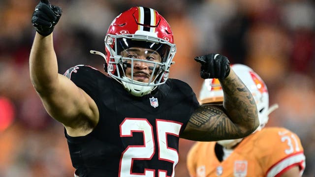 Falcons stun Buccaneers with last-second field goal in 29-28 comeback win