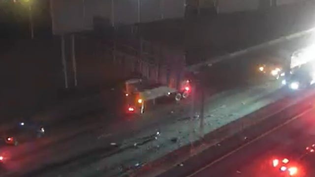 2 injured in serious crash Tuesday morning on I-285 near I-20