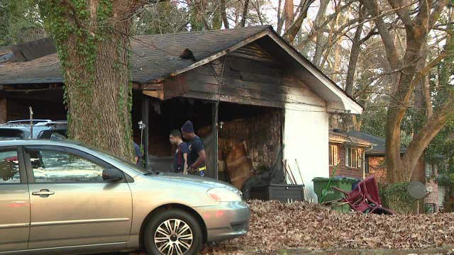 Atlanta family displaced after vehicle fire destroys Fairburn Road home