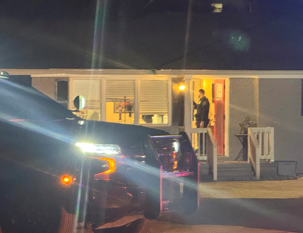Woman stabbed at Atherton Circle home, DeKalb police say