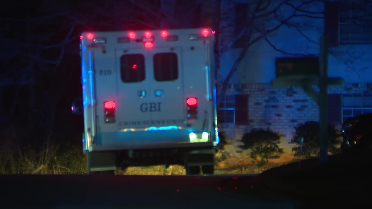 Chase with alleged carjackers leads to Clayton deputy shooting