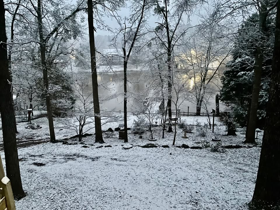 Snow moves out of Central Georgia, metro Atlanta