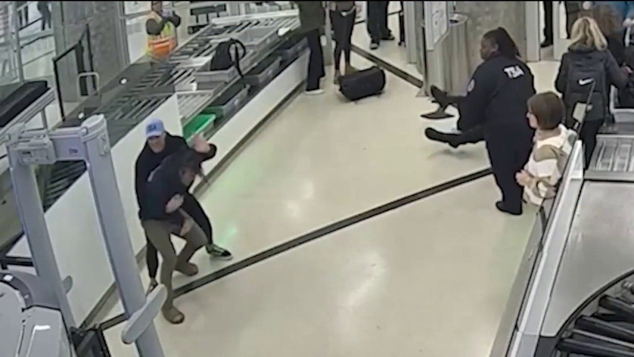 New video in Atlanta airport security breach