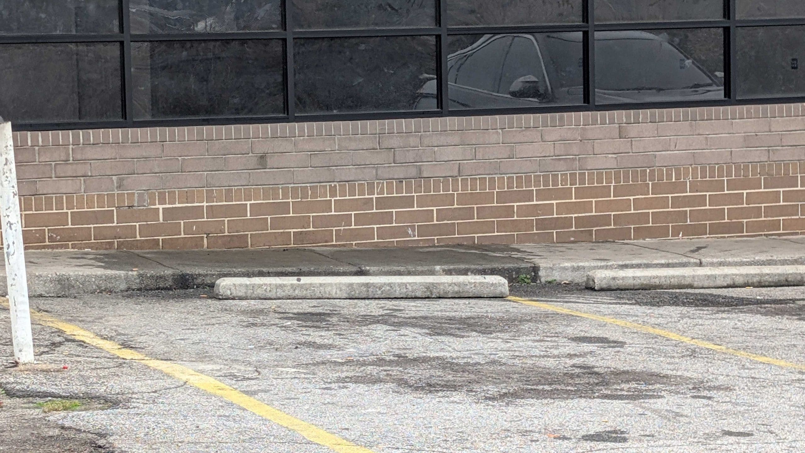 Police probe deadly afternoon shooting on E. Wesley Chapel Way