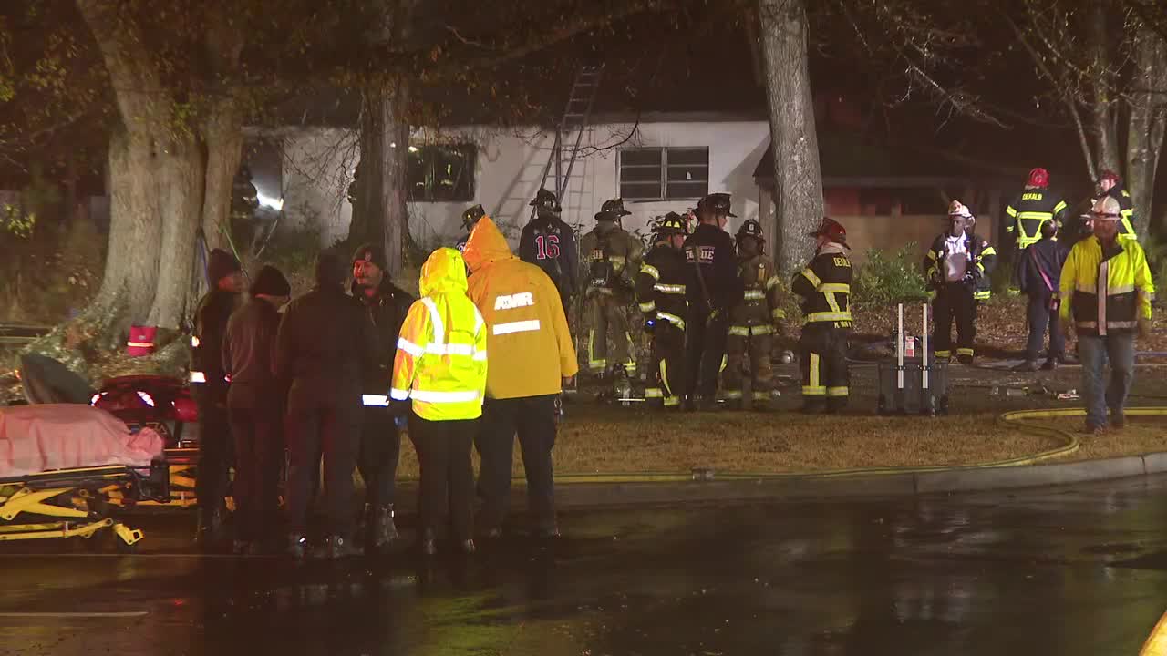 DeKalb firefighters battle massive blaze at abandoned Lithonia home