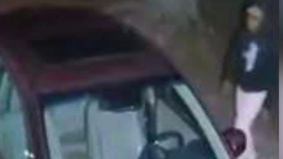 Man who allegedly stole car from South Fulton driveway sought by police