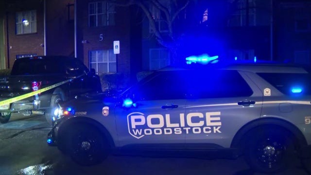 Man killed in Woodstock apartment shooting, police say