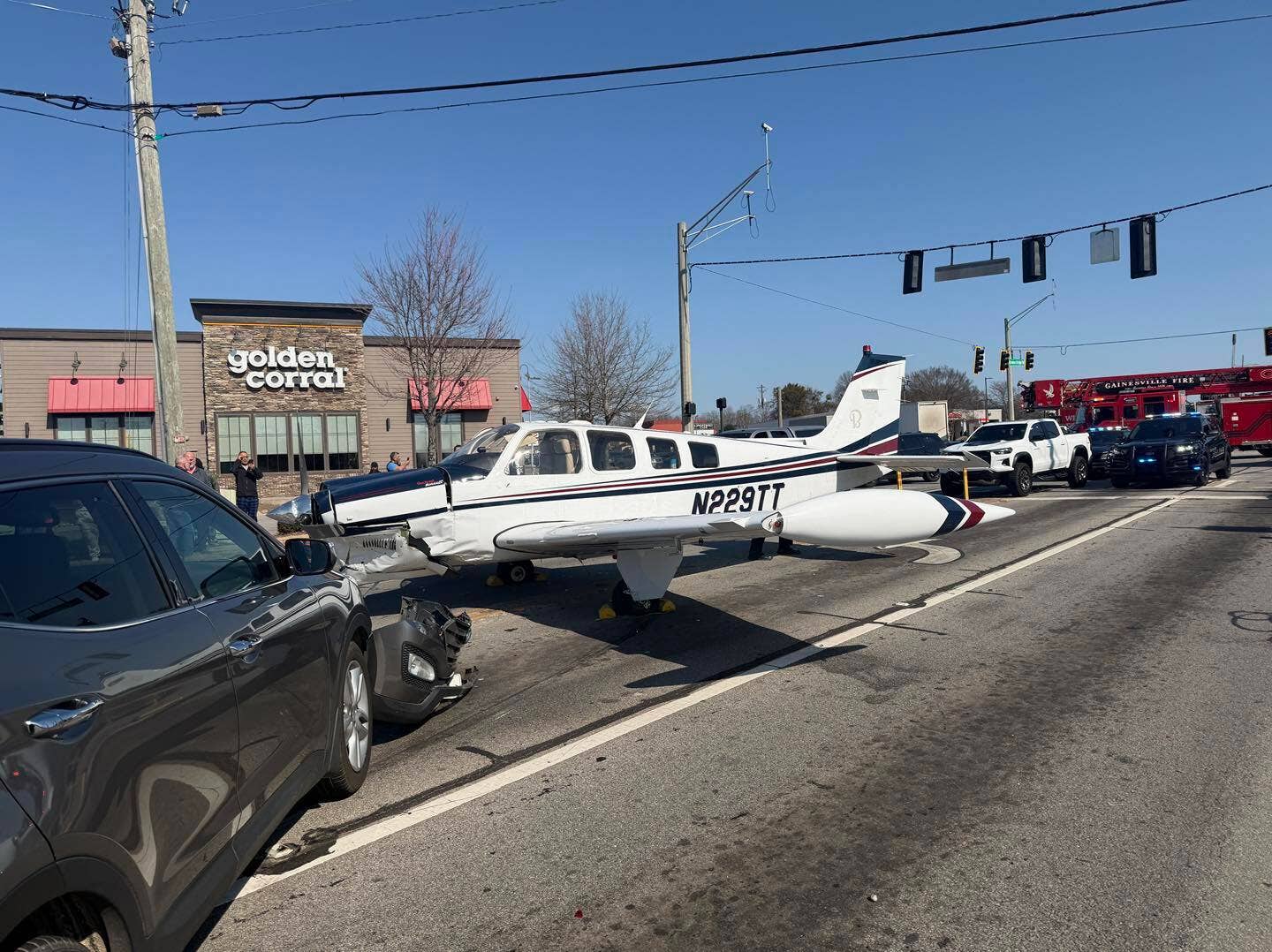 Plane makes emergency landing on Gainesville road, minor injuries