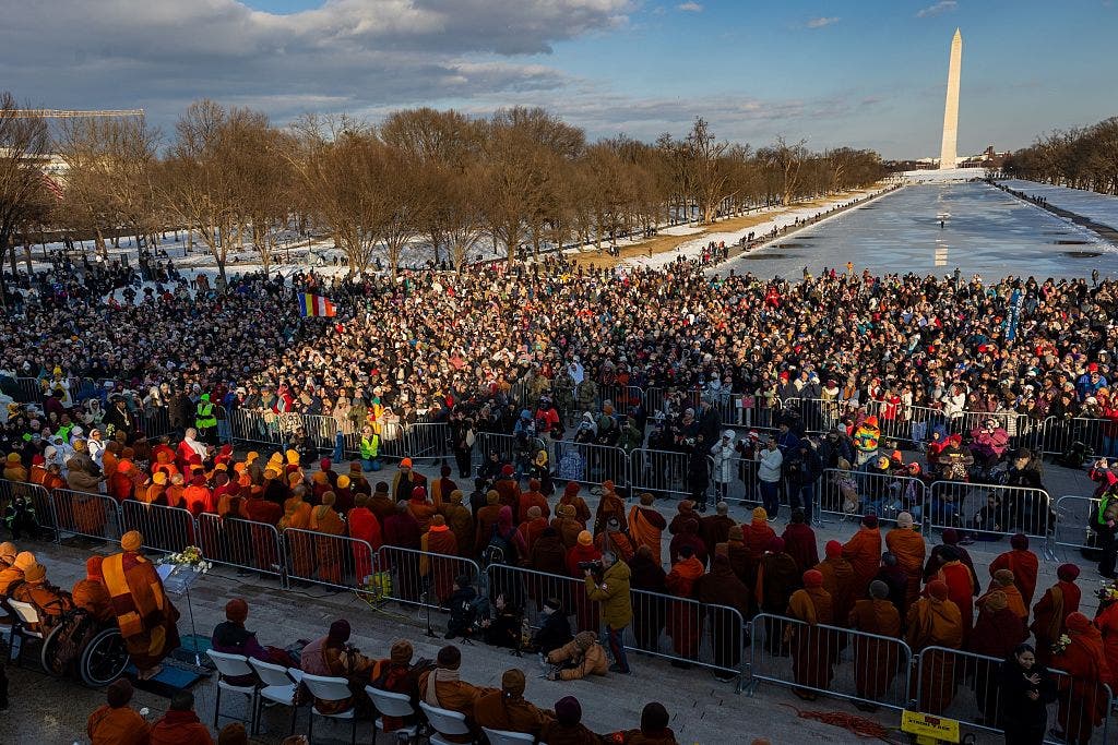 Monks bring peace message to Washington DC, return to Texas begins