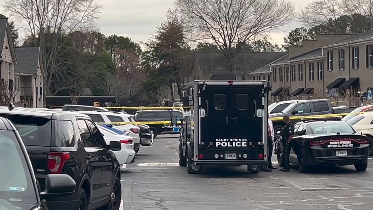 Toddler shot and killed at Sandy Springs apartment