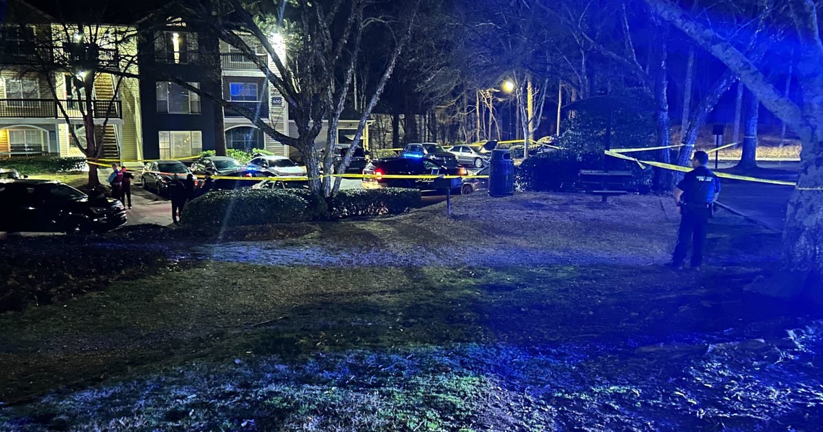 Man injured in shooting at Sandy Springs apartment complex | FOX 5 Atlanta