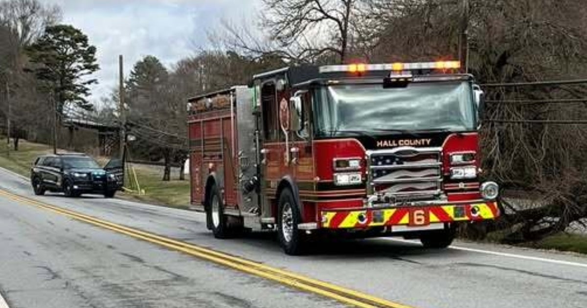 Man dies after being struck by train in Hall County | FOX 5 Atlanta