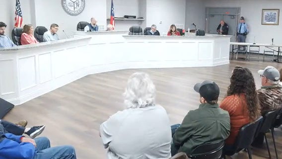 Chickamauga City Council fires mayor over sexual harassment, racism claims