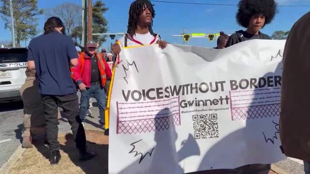 Gwinnett sheriff meets with teachers concerned about ICE agents' presence