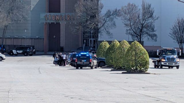 Witness describes chaos during lockdown at Mall of Stonecrest