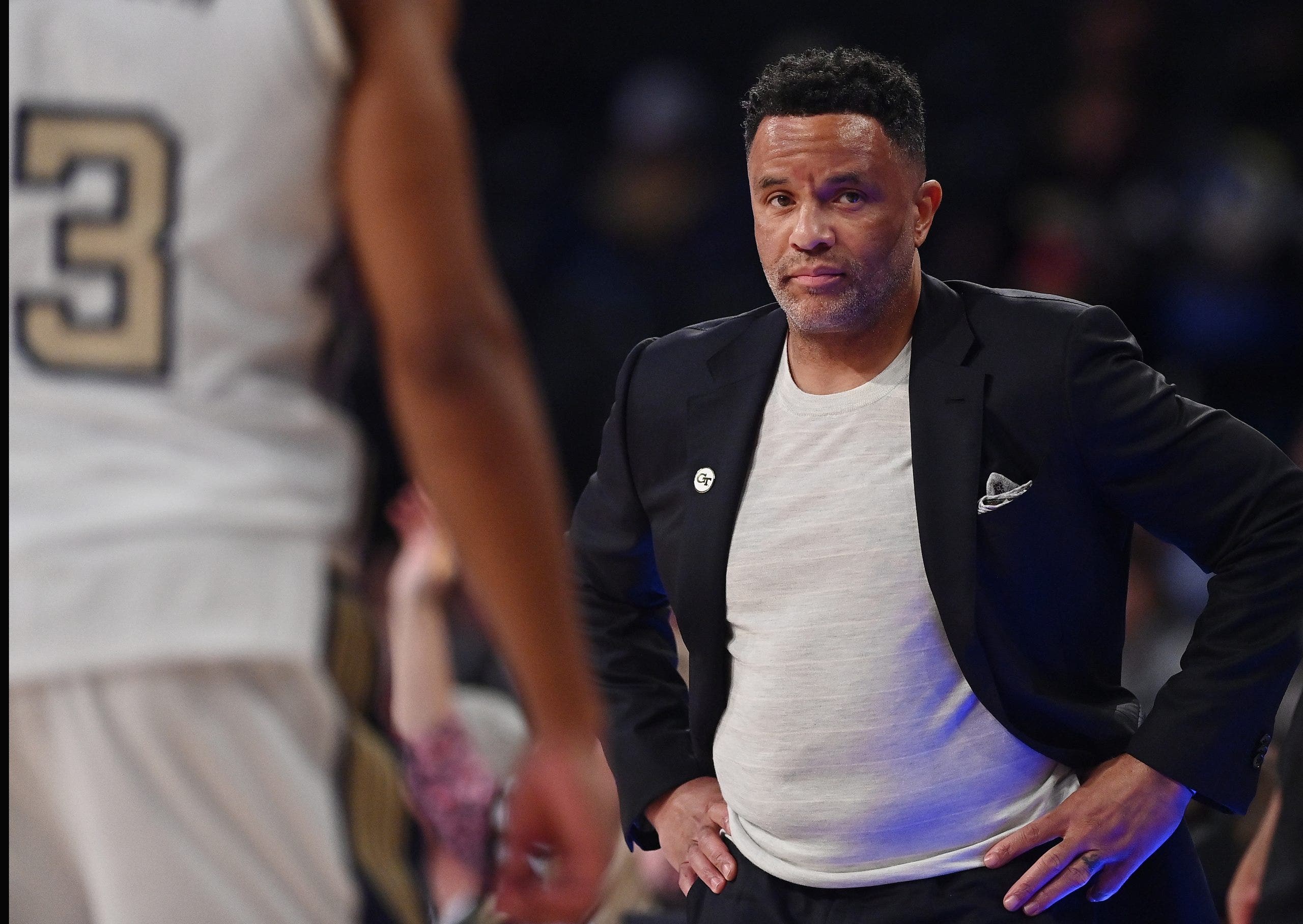 Georgia Tech fires head men's basketball coach Damon Stoudamire