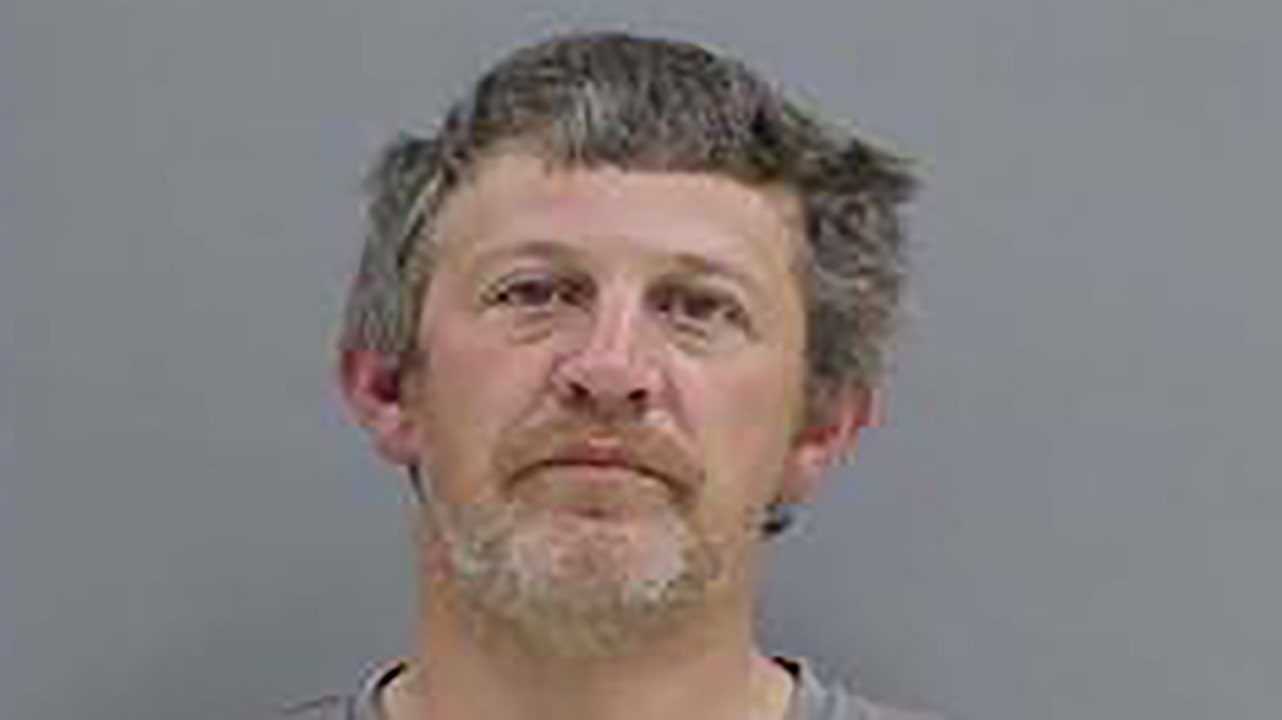 Rabun County inmate escapes jail, changes mind 15 minutes later